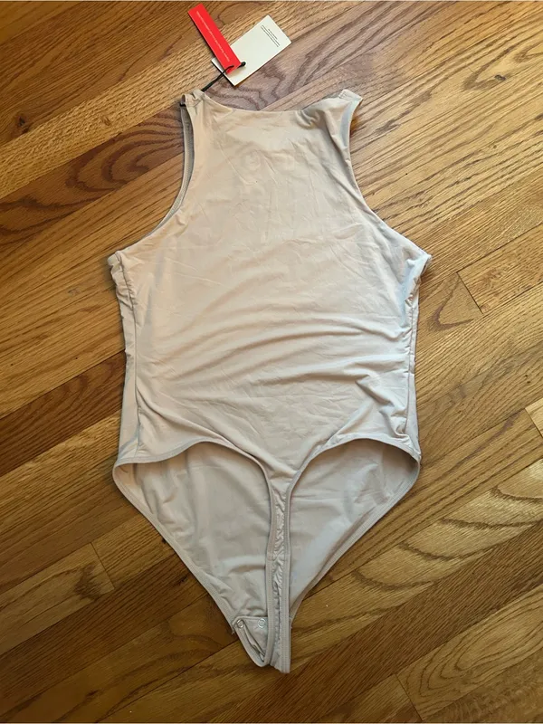 Women’s High - Image 2