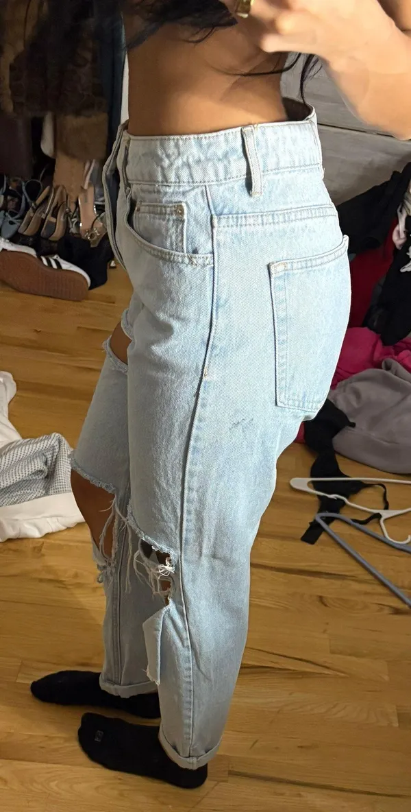 Adika Ripped Jeans - Image 3