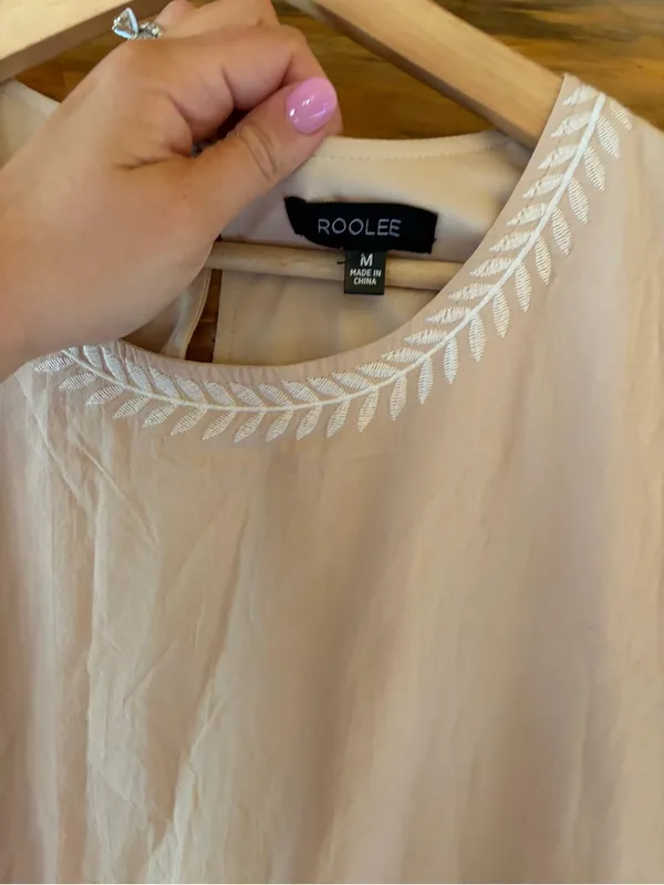 Roolee Cream/Tan Dress size Medium - Image 3