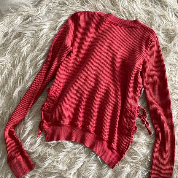 Free People One Red Long Sleeve - Image 4