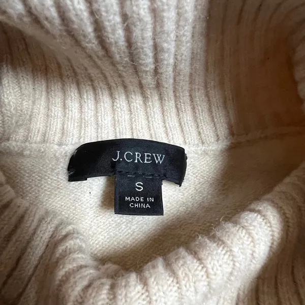 J. Crew Turtleneck Sweater in Supersoft Yarn Size S Cozy Classic Wool Alpaca - Image 4