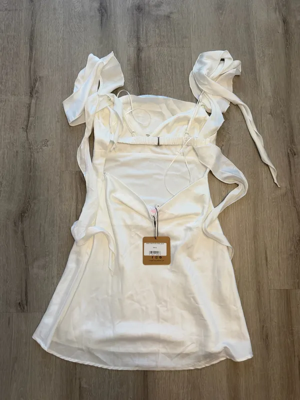 Isabelle's Cabinet White Satin Mini Dress - Image 5