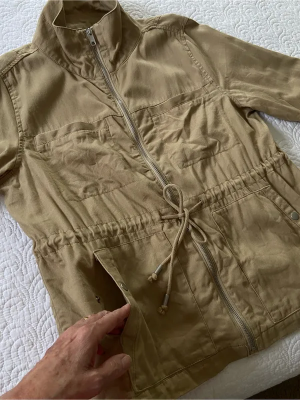 Old Navy Tan Drawstring Utility Field Jacket - Image 11