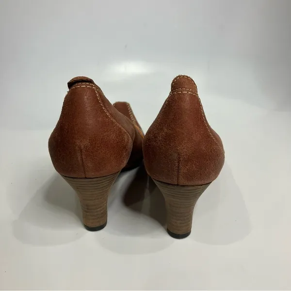 Indigo by Clarks pointed toe heels suede dancing‎ shoes size 9 Brown - Image 4