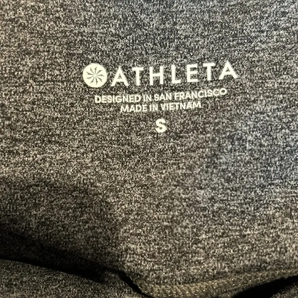 ATHLETA salutation capri legging - Image 5