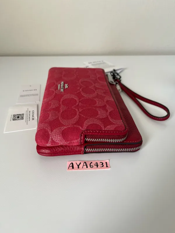Coach Large Double Zip Wristlet - Image 4
