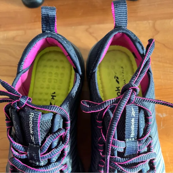 Women's Reebok Astroride Composite Toe Work Shoes Size 6 M Blue‎ & Pink - Image 5