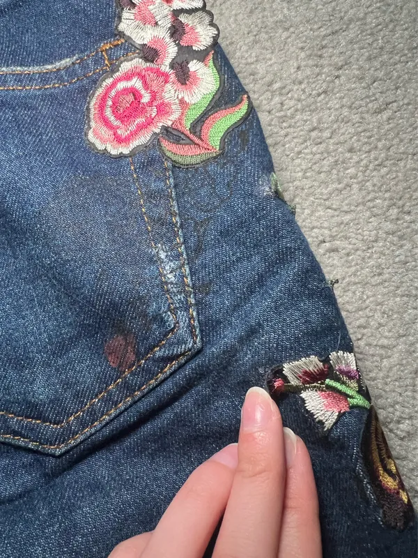 Zara Bookcut Jeans with Embroidery Size 2 - Image 8
