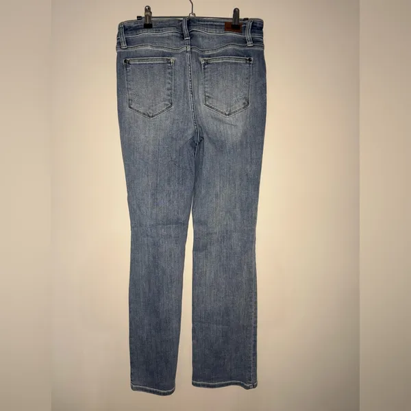 Judy Blue Light Wash Bootcut Jeans - Image 5