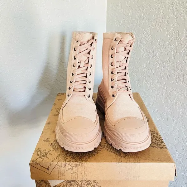 FREE‎ PEOPLE Camp Out Canvas Combat Boot, Natural, Tan/Pink, Size 8, NWT - Image 5