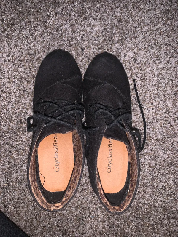 Cityclassified Black Booties Size 6 - Image 5