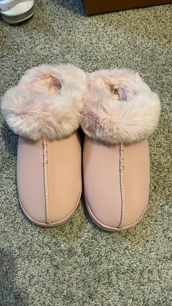 Lauren Conrad Pink Slippers - Image 2
