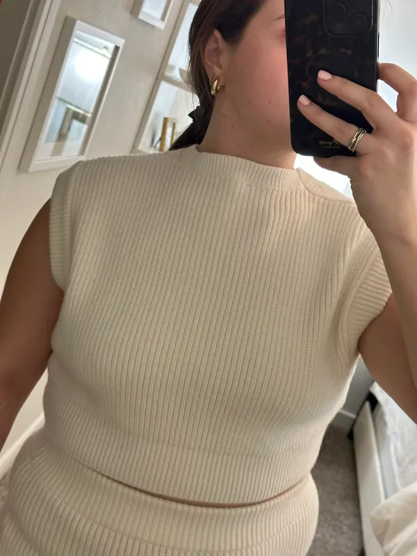 White Knit Set Size L - Image 8