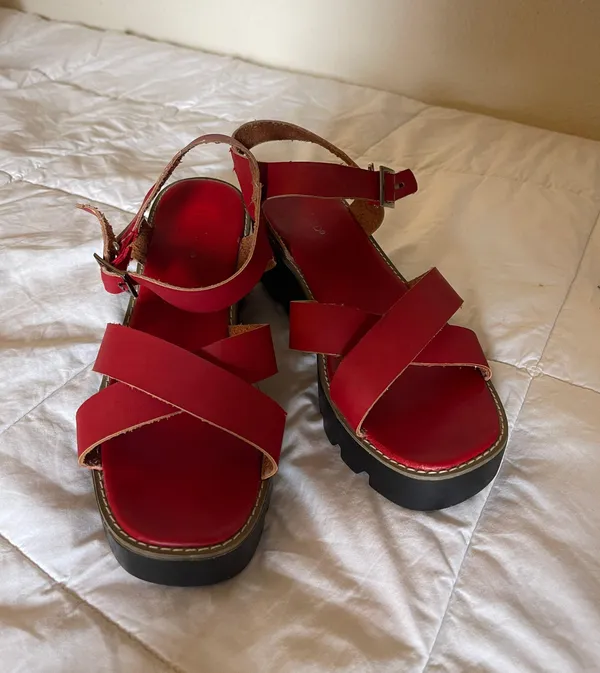 Red Leather Platform Sandals Size 7.5 - Image 3
