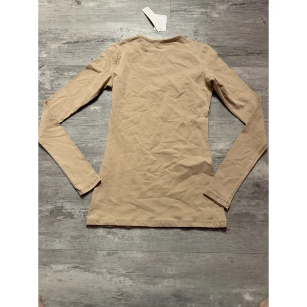NWT Kikiriki Women's Long Sleeve Pullover Tee Size S - Camel A1-h43 - Image 6