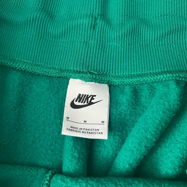 Nike Women's Phoenix Fleece Oversized Pant in Malachite/Sail - Image 5