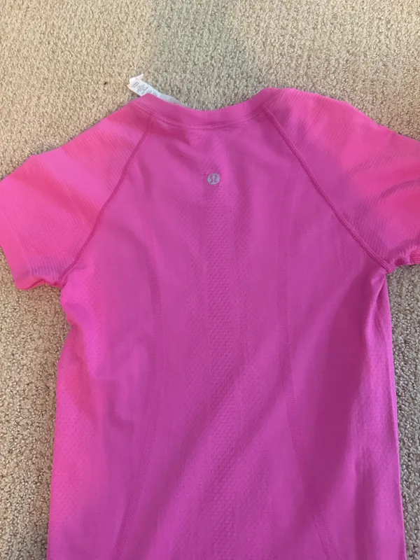Lululemon Swiftly Tech Short Sleeve - Image 4
