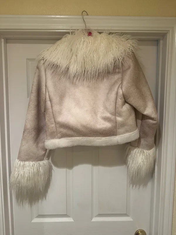 Forever 21 Sherpa Lined Fur Cropped Coat - Image 2