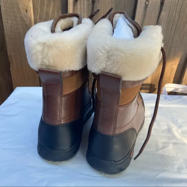 ugg boots size 6 butte ii cwr - Image 3