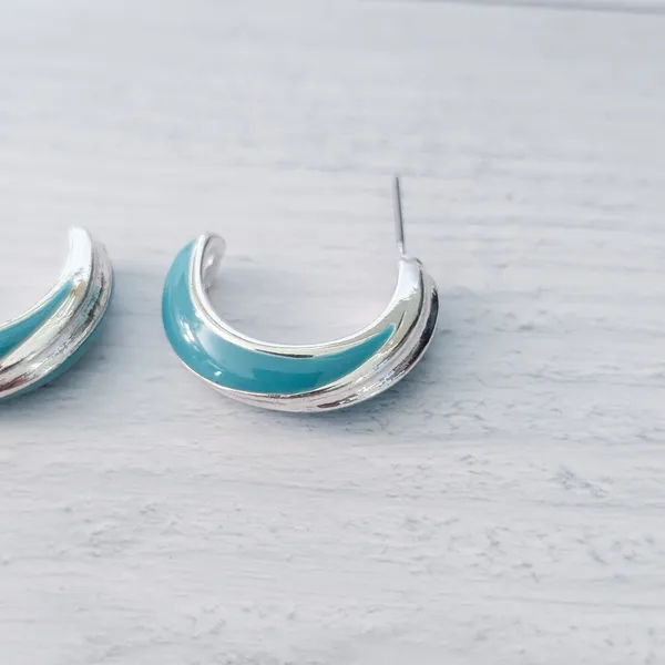 Silver Tone & Turquoise Tone Hoops - Image 4