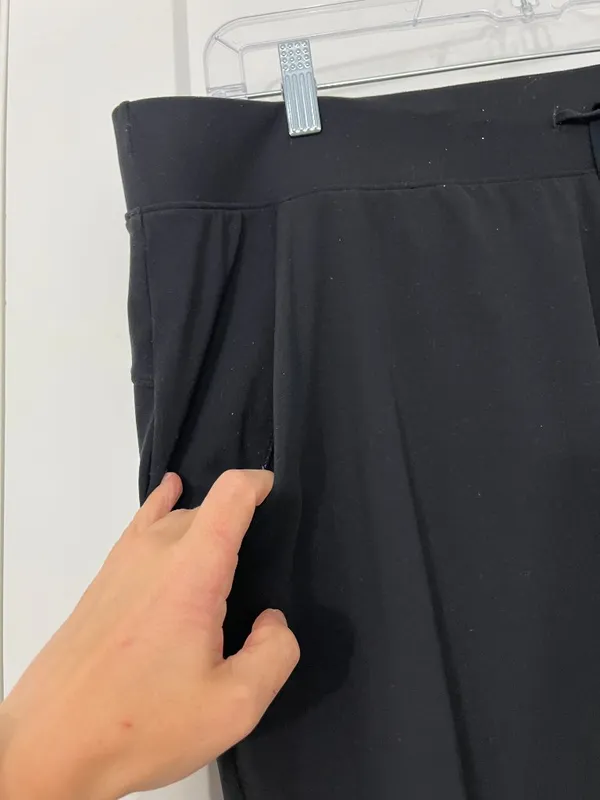 Athleta Size XL Black Straight Leg Drawstring Pants with Pockets - Image 3