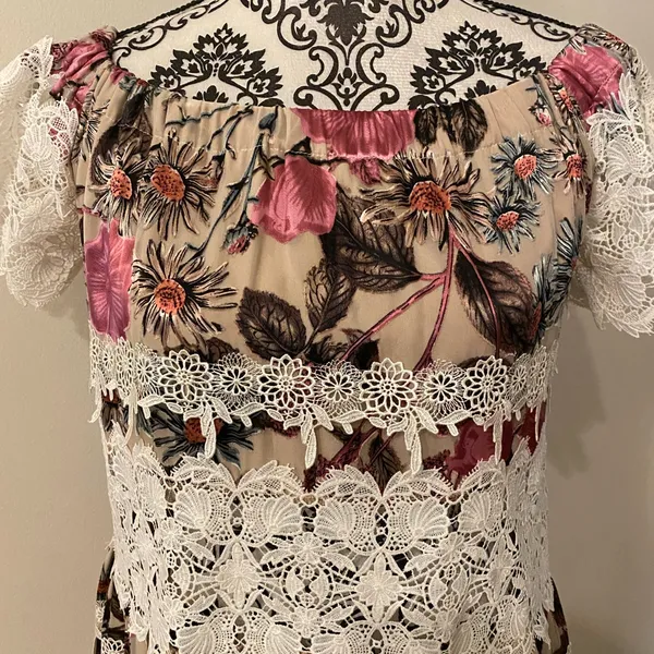 NWOT!! For Love & Lemons Cadence Off The Shoulder Boho Mini Dress Size Medium - Image 12