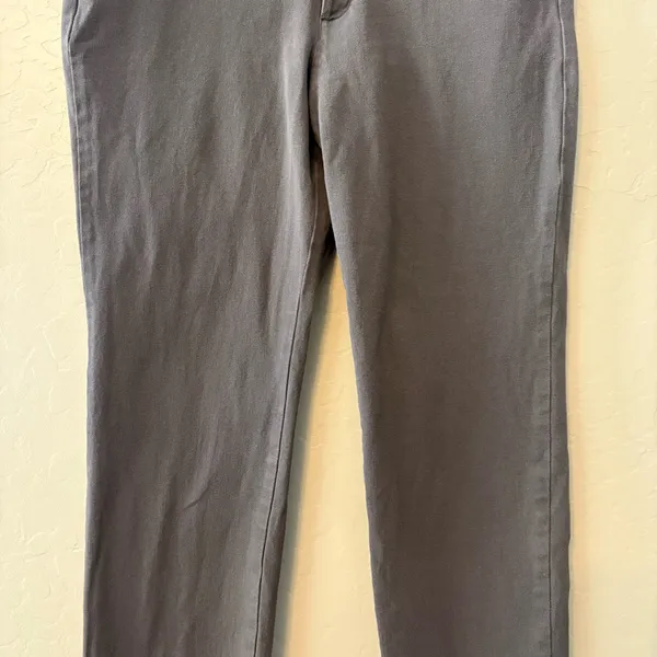 Old Navy Pixie pants in dark gray size 10 regular - Image 6