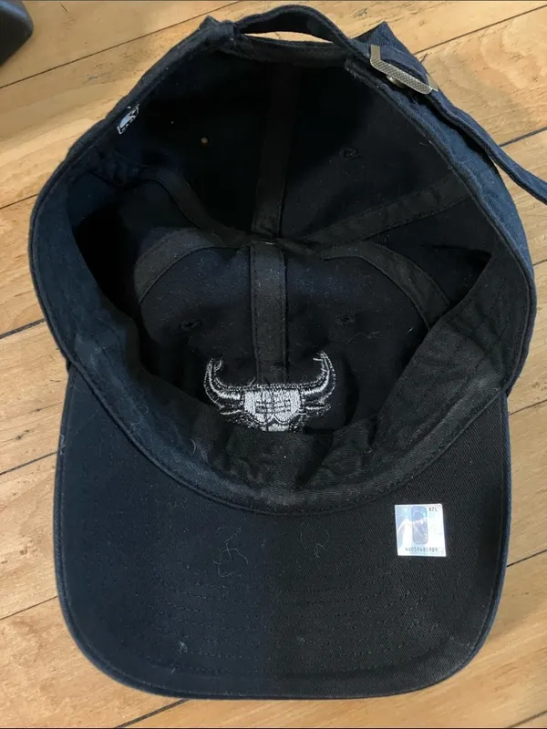 NBA Chicago Bulls All Black Logo Hat 47 Brand - Image 5