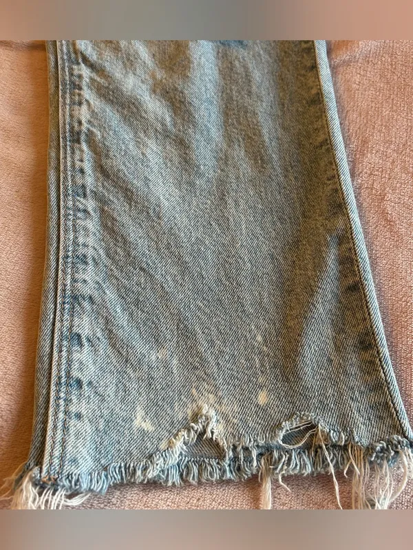 American Eagle Strigid light wash high rise straight fit distressed jeans 14 - Image 11