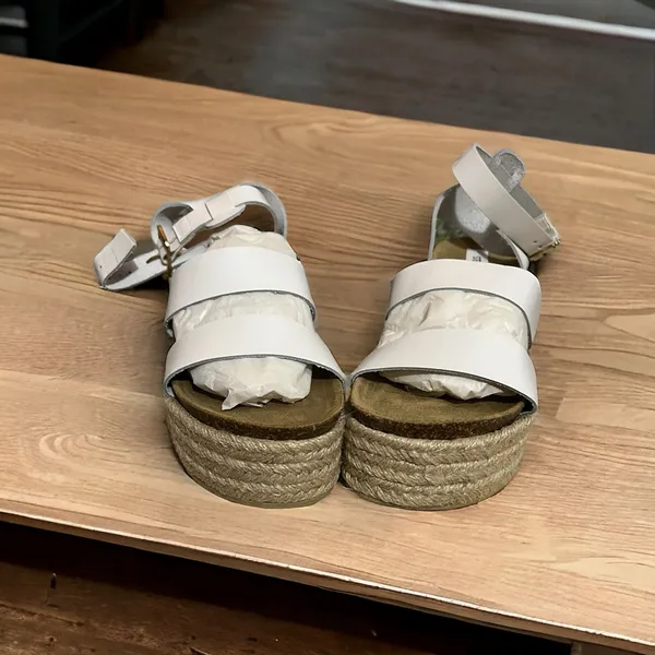 Steve Madden White Platform Sandal Sz 8 - Image 4