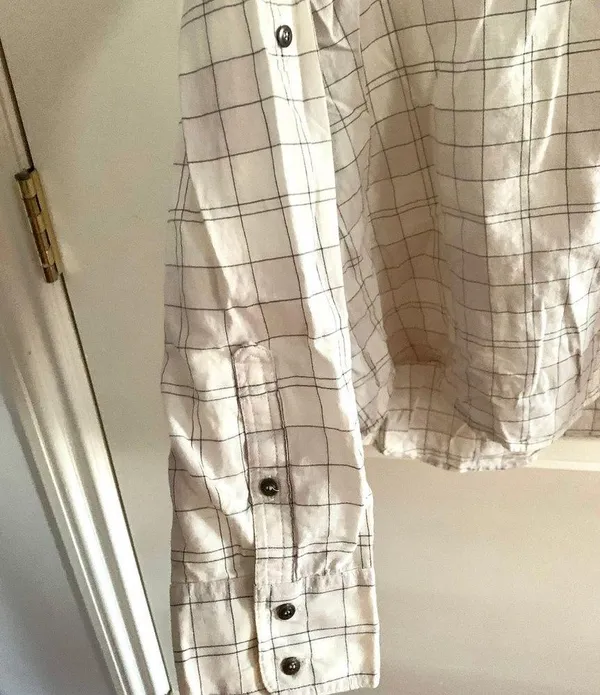 3/$15 Eliot 100% Cotton Windowpane Grid Button Down Blouse in White/Grey - Image 3