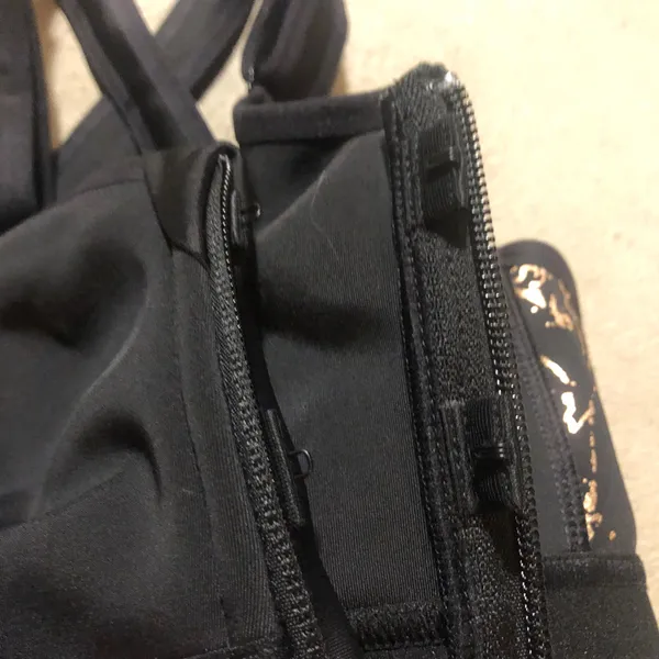 SheFit Flex Sports Bra Black Rose Gold - Image 4