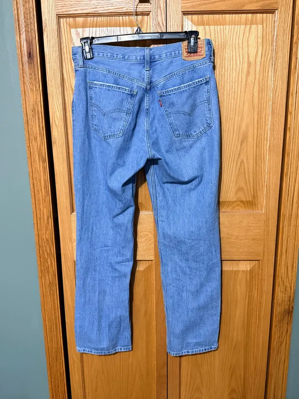Women’s Levi Jeans - Low Pro Straight - Size 29 - Image 5