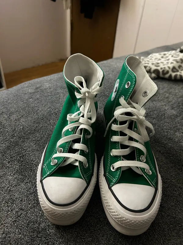 Converse Chuck Taylor High-Top - Image 3