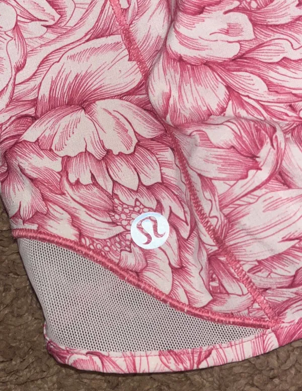 Lululemon Hotty Hots - Image 4