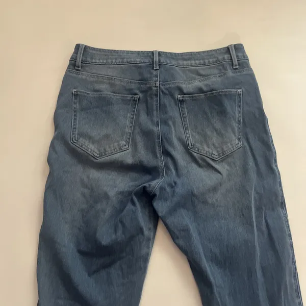 Halara Large Petite Tapered Leg Jeans Light Wash Zip Fly Stretch - Image 10