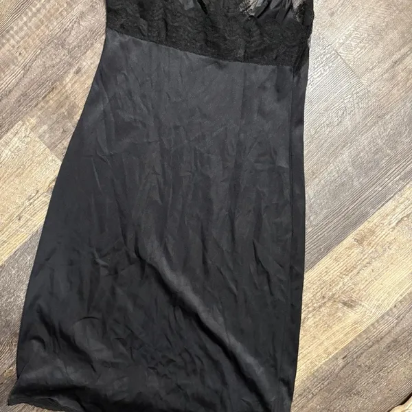 Vintage Vassarette Black lace slip dress with adjustable straps.‎ Size: S - Image 3