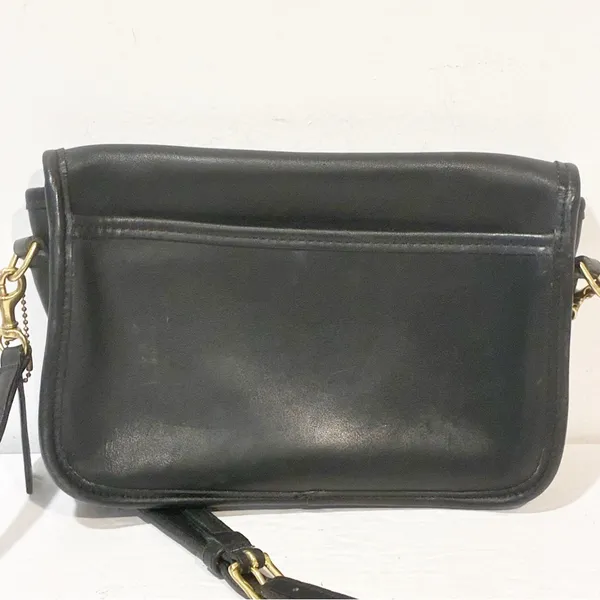 Vintage Coach A9C-9755 Penny Black Leather Pocket Purse Shoulderbag‎ - Image 5
