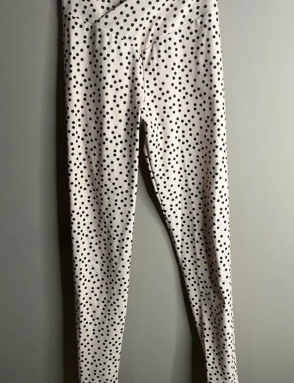 Beach riot sport leggings size small - Image 10
