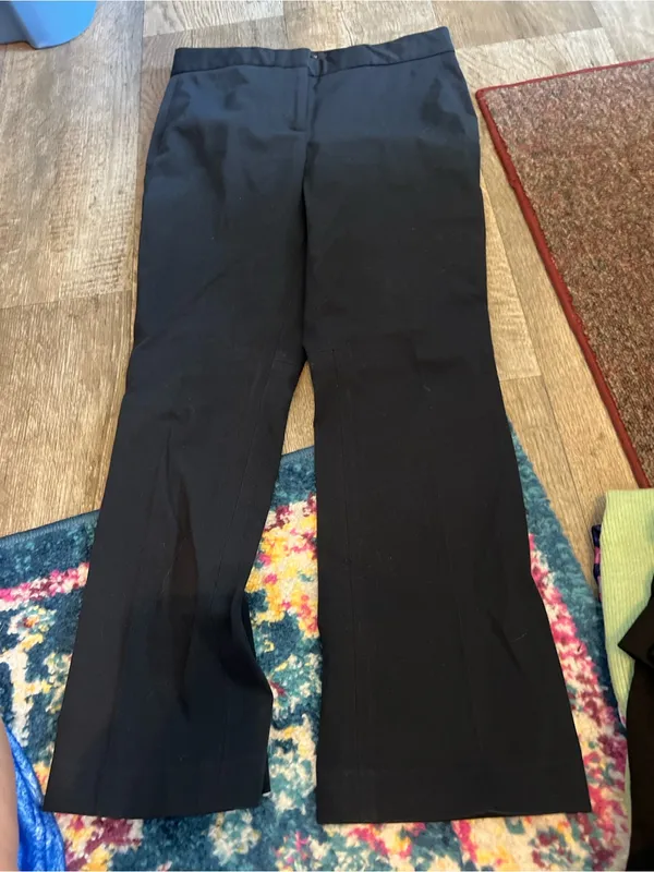 Theory navy cropped flare pants size 0 - Image 5