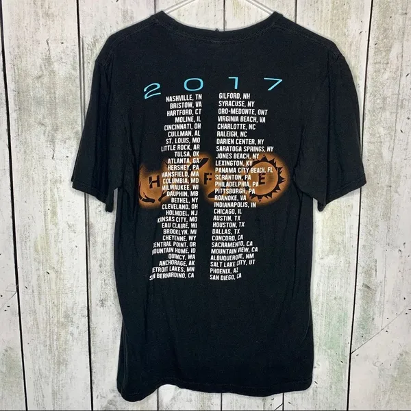 Luke Bryan Tee 2017 F4 Size M - Image 3