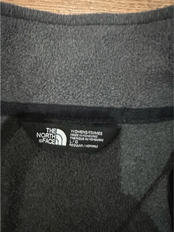 north face women’s jacket  - Image 3
