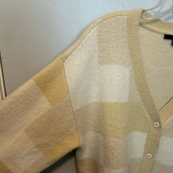 VANS Women's Winter Checkered Yellow & Cream Relaxed Cardigan | Size Medium - Image 5