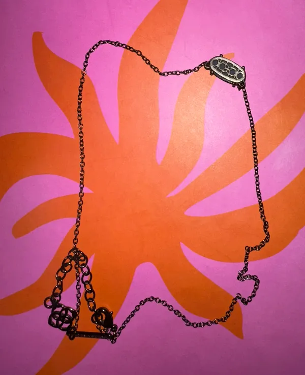 Kendra Scott Black  Necklace - Image 3