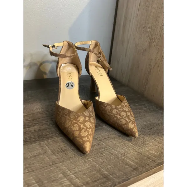 GUESS Monogram Logo D'Orsay Pointed Toe Ankle Strap Pumps Tan Brown Womens 9.5 - Image 4