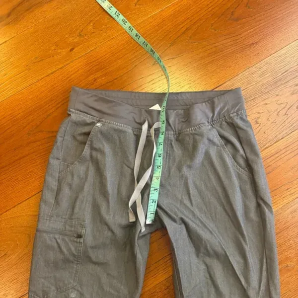 Figs Zamora Jogger scrub‎ pants size M - Image 10