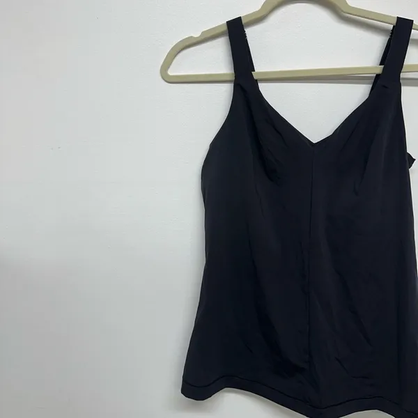 Lululemon Simply Sleek 2-in-1 Tank Black - Image 5