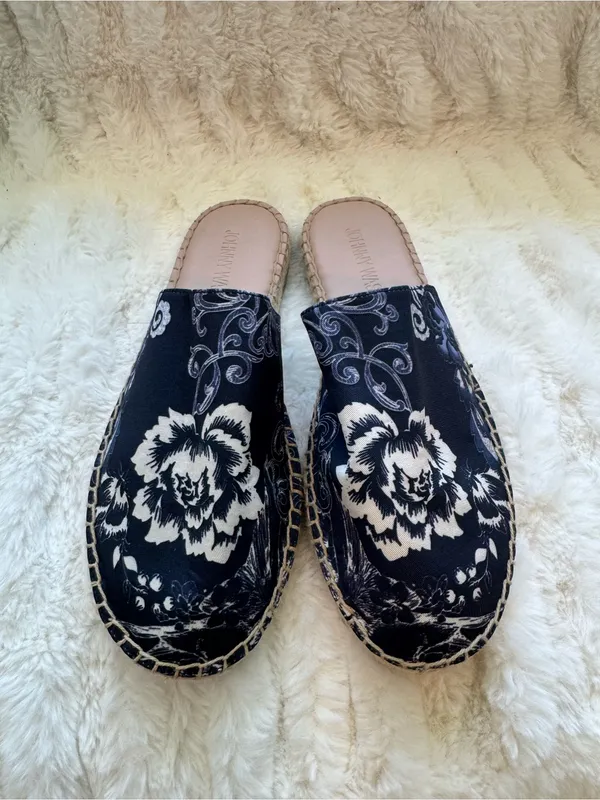 Johnny Was Navy Floral Espadrille Mules - Image 6