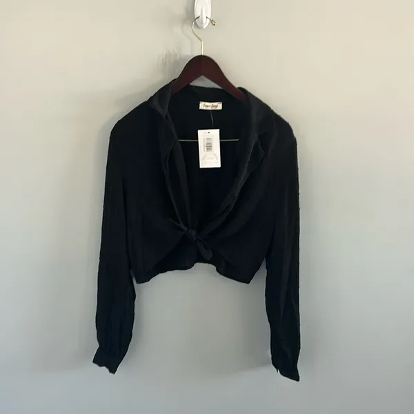 Dippin’ Daisy’s Georgia‎ Long Sleeve Loose Crop Top - Image 2
