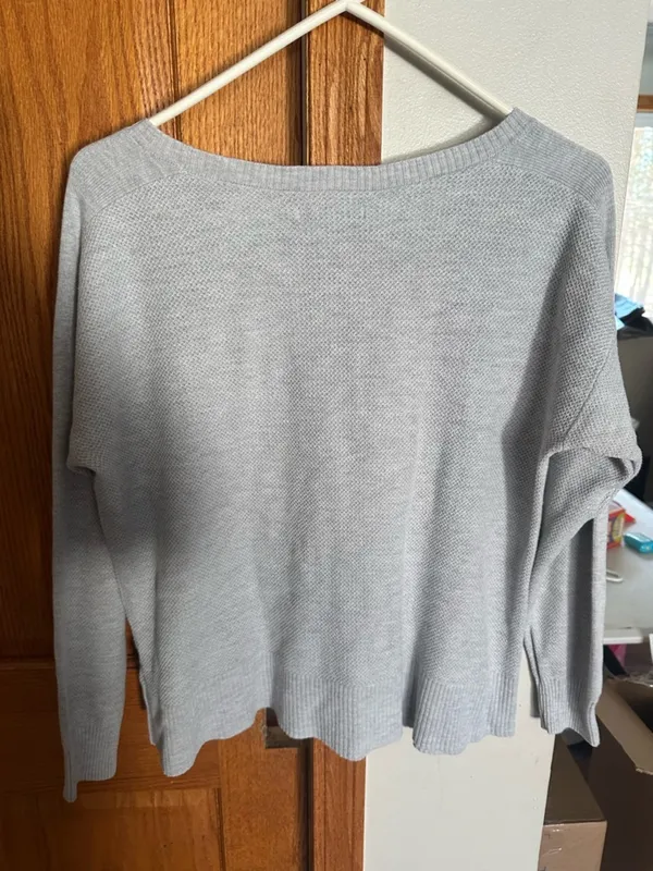 American Eagle Cream Knit Sweater Soft Lightweight Crewneck Casual Minimalist - Image 2